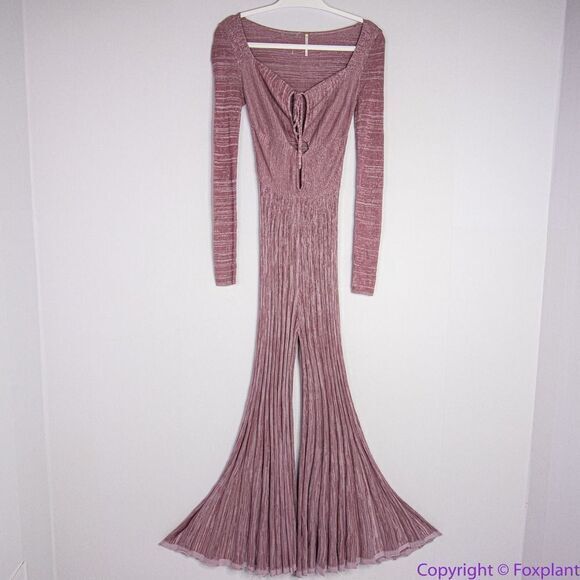NEW Free People Pink Long Sleeve Knit Flare Pleated Lady Luck Jumpsuit, size S - Picture 2 of 16
